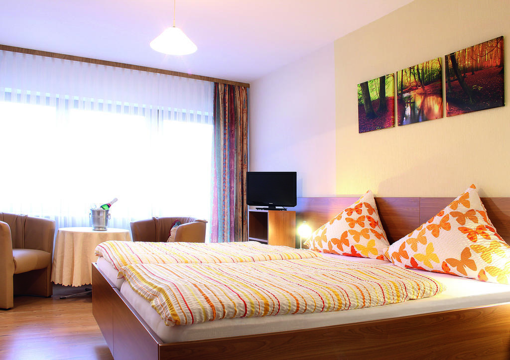 Saaletal Pension & Ferienwohnungen バート・ボックレット 部屋 写真